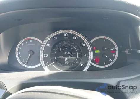 2017 Honda Accord Lx z USA, uszkodzony, nr VIN 1HGCR2F32HA229402